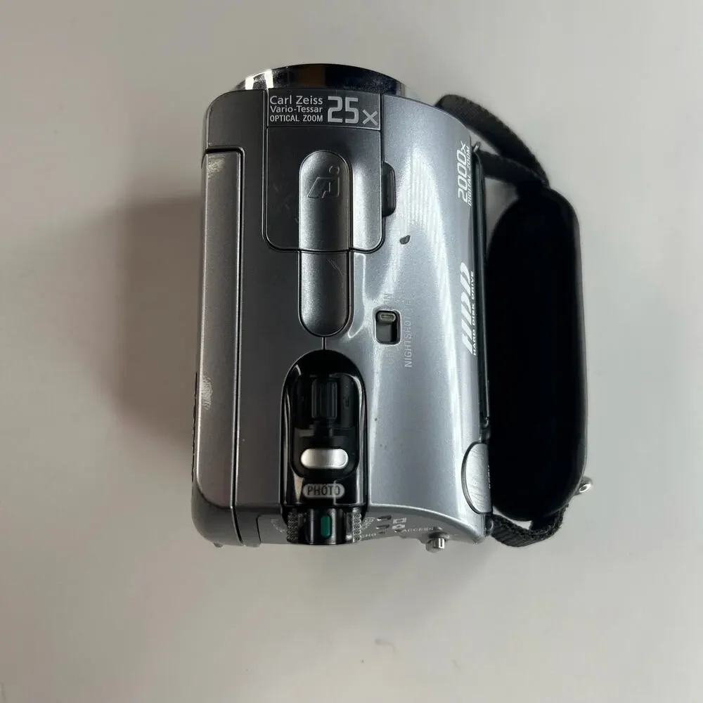 Sony Handycam DCR-SR82 HDD Digital 25X Zoom Camcorder With Dock and Accessories